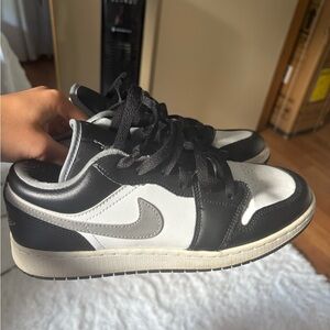 Nike Boys Black and White Jordan 1
